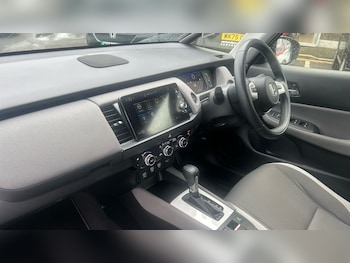 Used Honda Jazz 2022 for sale - 78040155: Photo