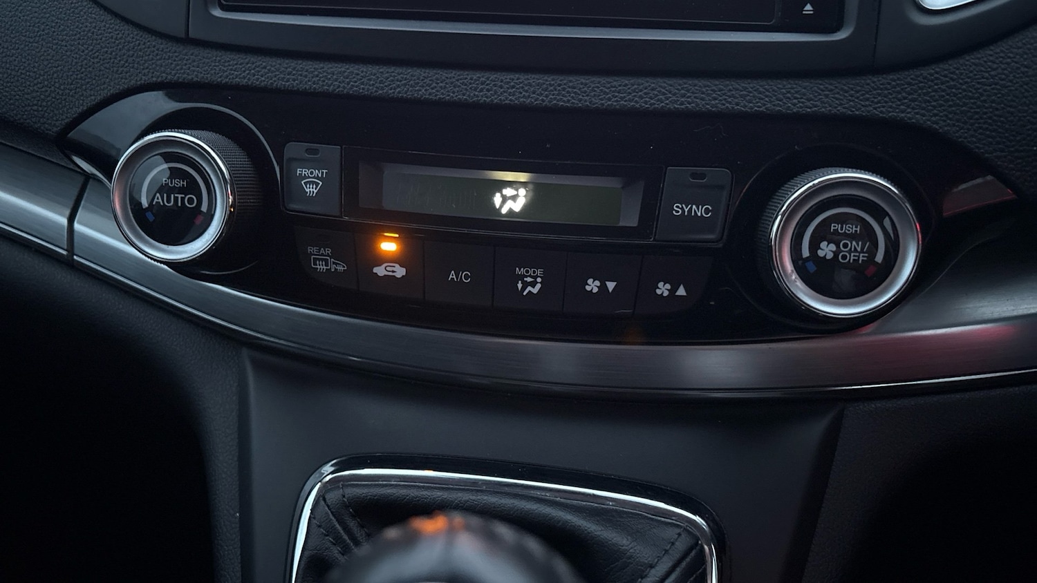 Used Honda CR-V 2018 for sale - 77055836: Photo 17