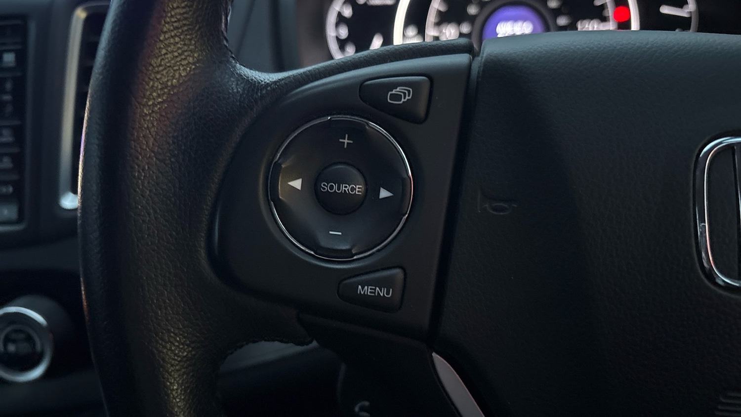 Used Honda CR-V 2018 for sale - 77055836: Photo 20