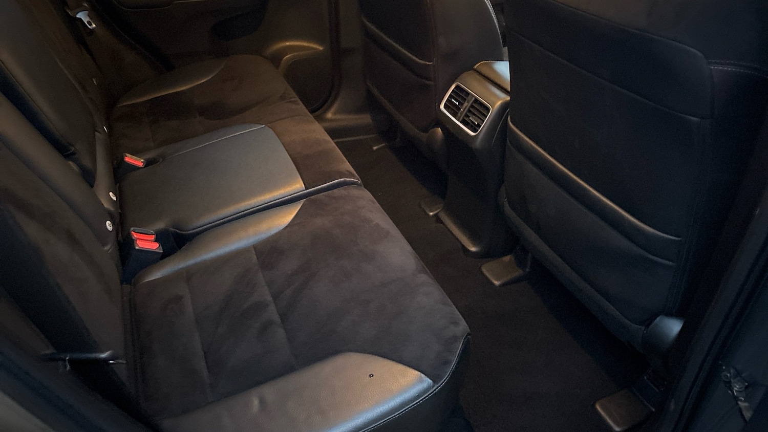 Used Honda CR-V 2018 for sale - 77055836: Photo 30