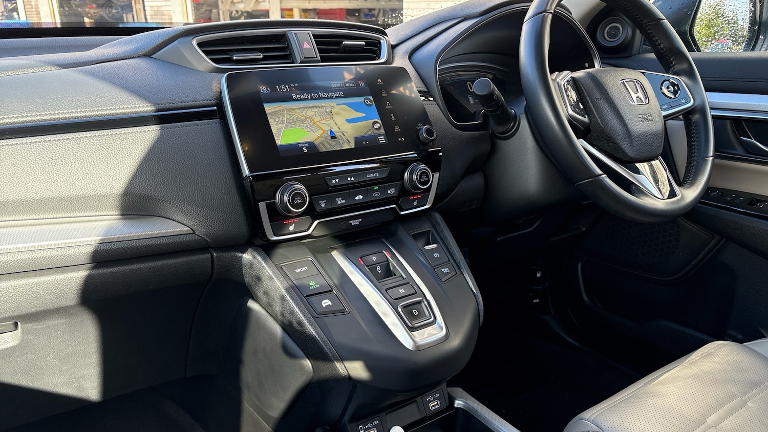 Used Honda CR-V 2023 for sale - 76384198: Photo 2