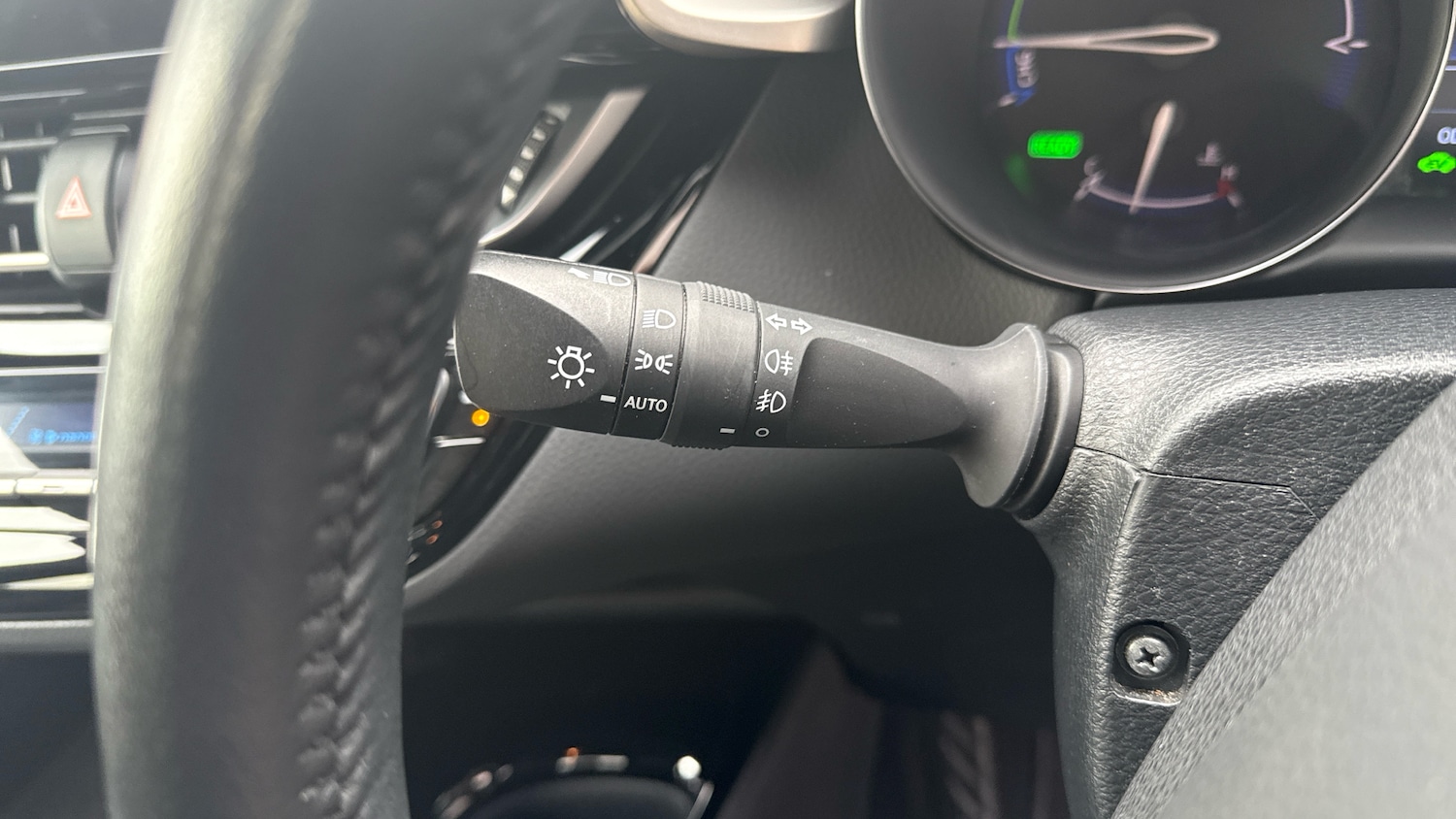 Used Toyota C-HR 2022 for sale - 76748864: Photo 26