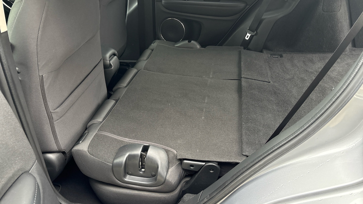 Used Honda HR-V 2019 for sale - 76796857: Photo 34