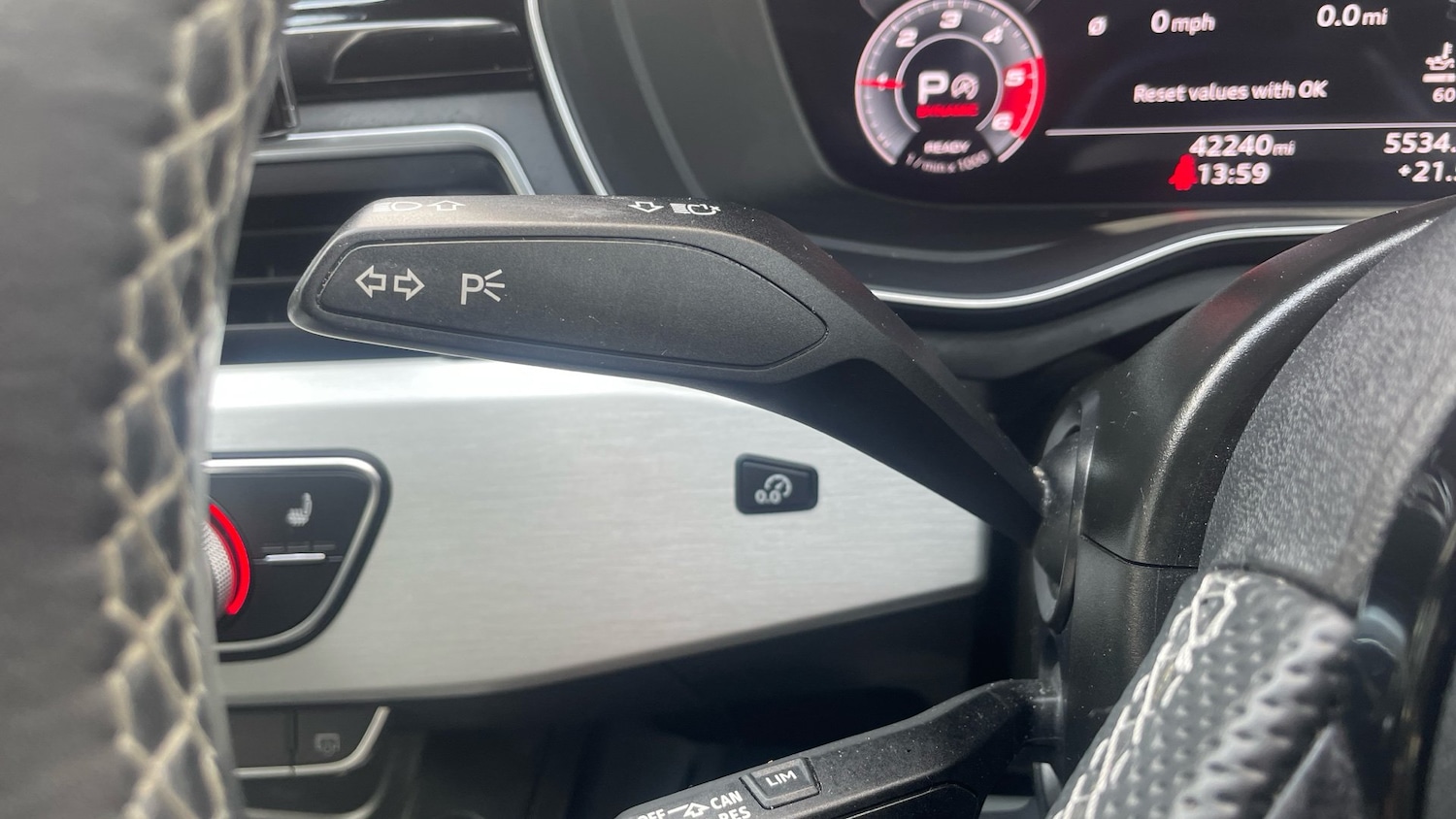 Vehicle 28