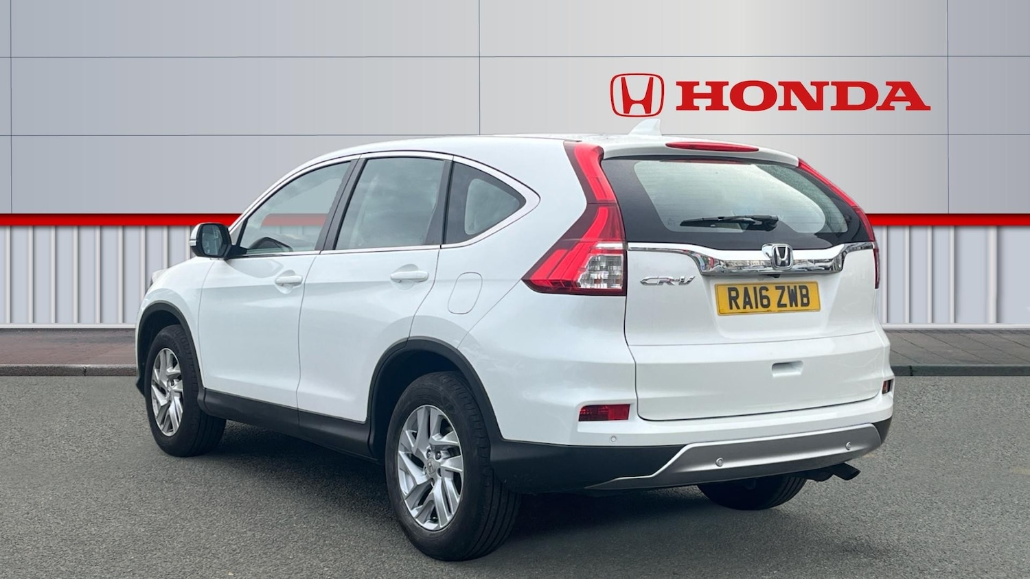 Used Honda CR-V 2016 for sale - 76409640: Photo 3