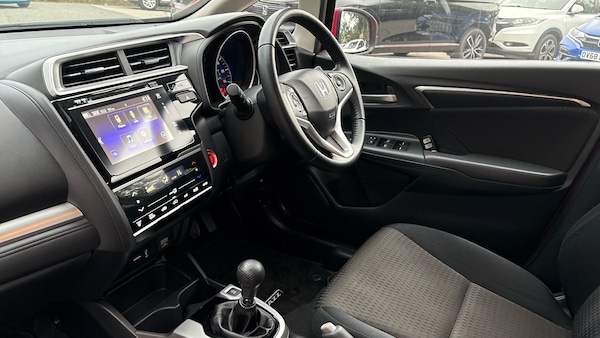 Used Honda Jazz 2019 for sale - 76236569: Photo 2