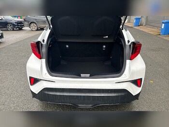 Used Toyota C-HR 2022 for sale - 76568398: Photo