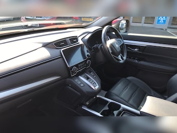 Used Honda CR-V 2022 for sale - 77930509: Photo