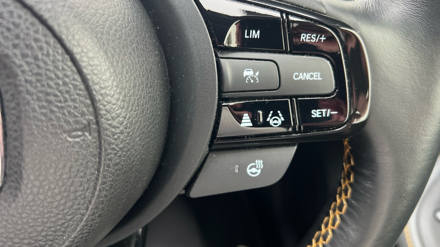 Used Honda Jazz 2023 for sale - 77945296: Photo 25