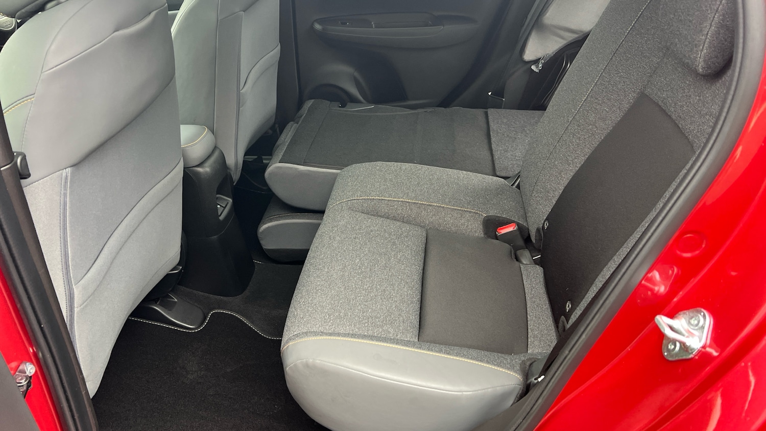 Used Honda Jazz 2023 for sale - 77945296: Photo 36