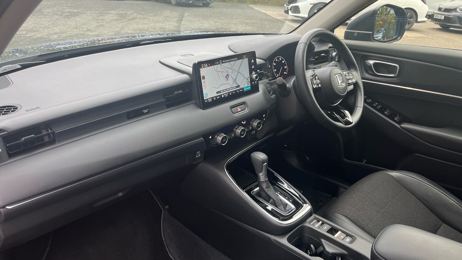 Used Honda HR-V 2023 for sale - 76547580: Photo 2