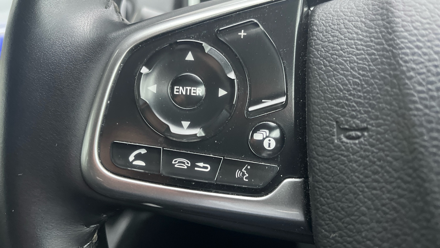 Used Honda CR-V 2021 for sale - 76565300: Photo 28