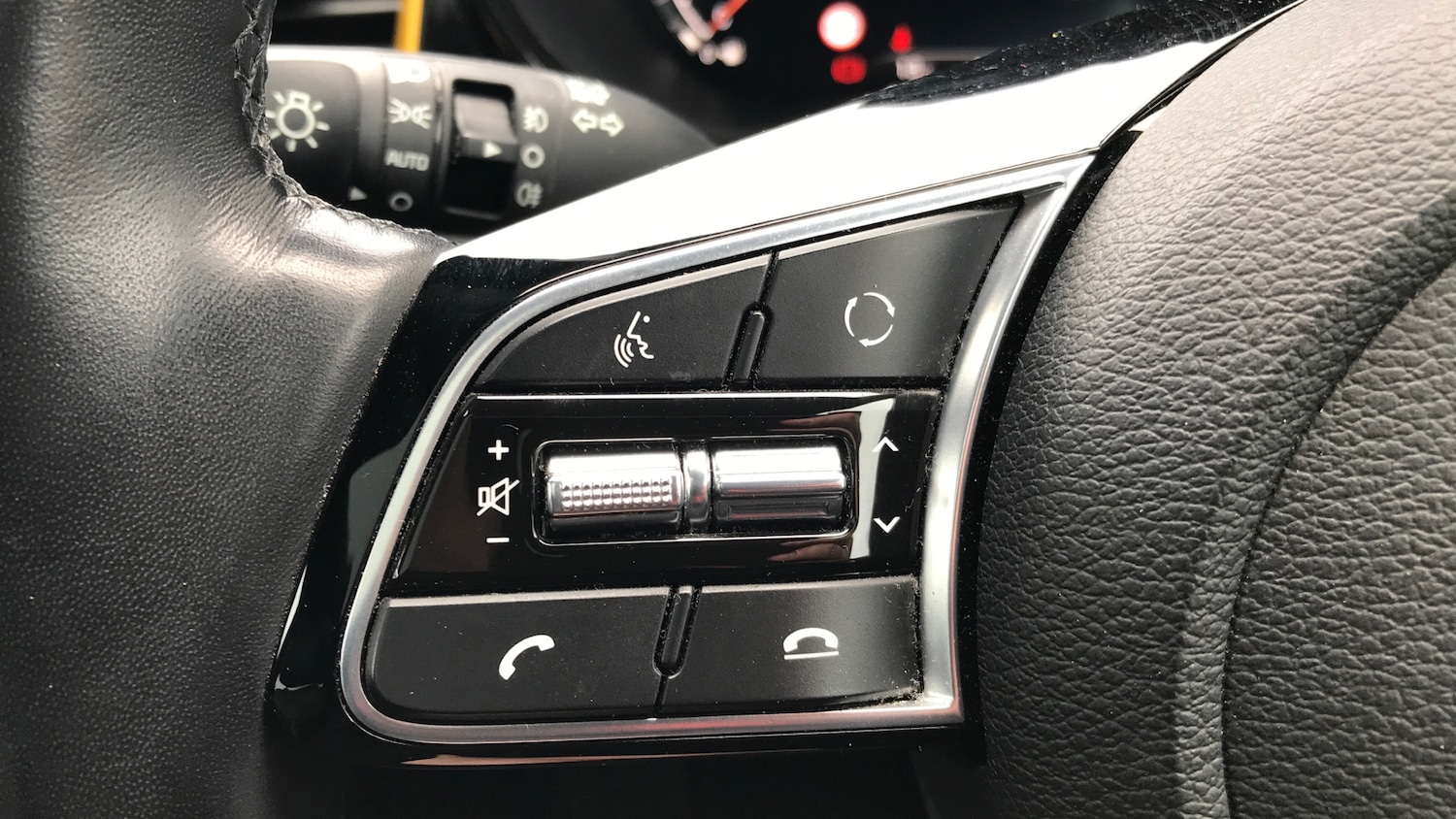 Used Kia XCeed 2019 for sale - 77945951: Photo 24