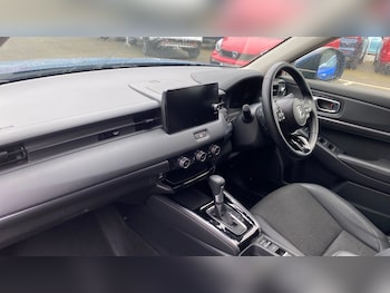 Used Honda HR-V 2024 for sale - 77946943: Photo