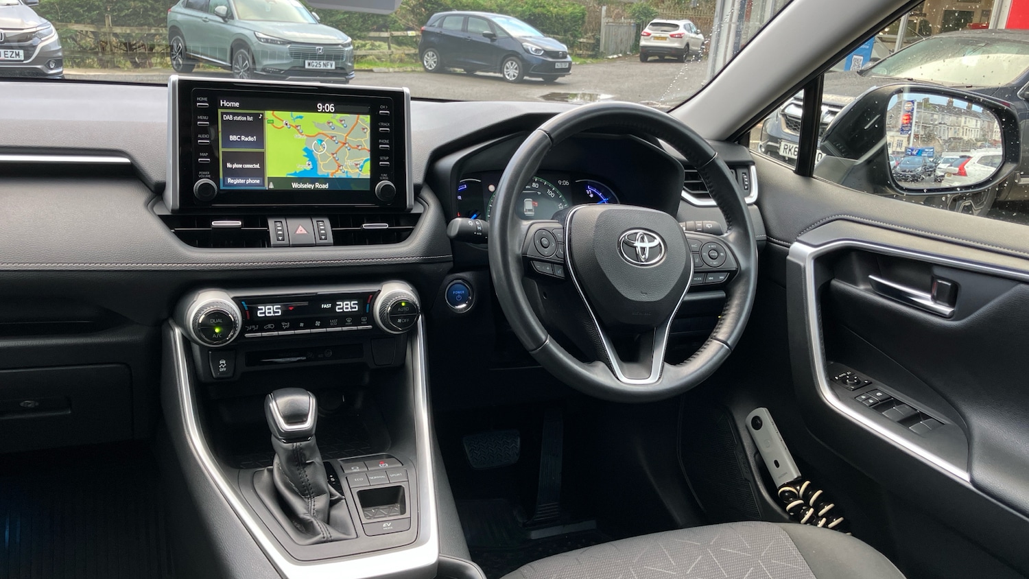 Used Toyota RAV4 2020 for sale - 76969659: Photo 11