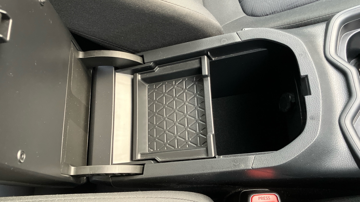 Used Toyota RAV4 2020 for sale - 76969659: Photo 38