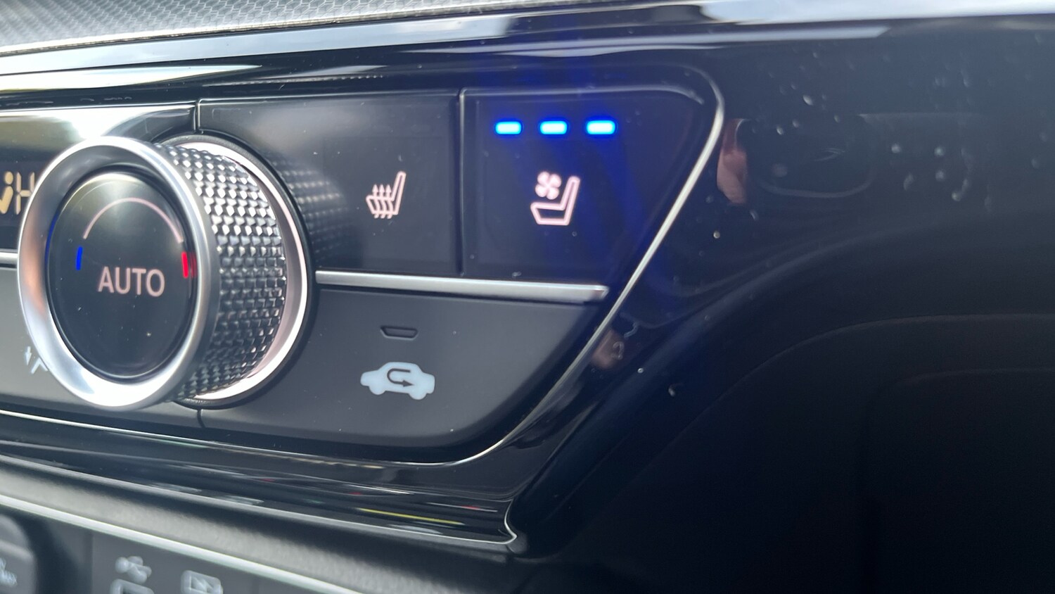 Used Honda CR-V 2025 for sale - 76131159: Photo 18