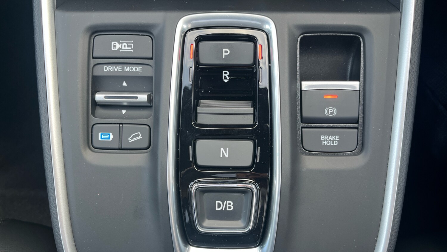 Used Honda CR-V 2025 for sale - 76131159: Photo 22