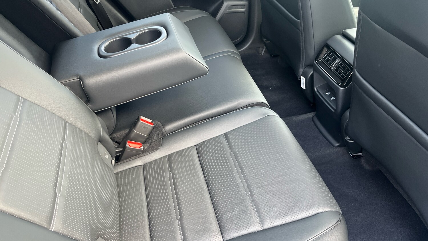 Used Honda CR-V 2025 for sale - 76131159: Photo 41