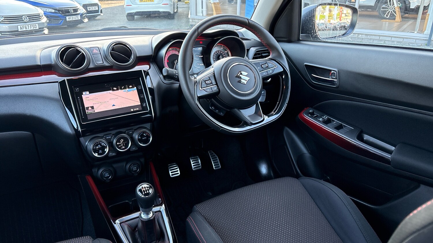 Used Suzuki Swift 2022 for sale - 76253105: Photo 11