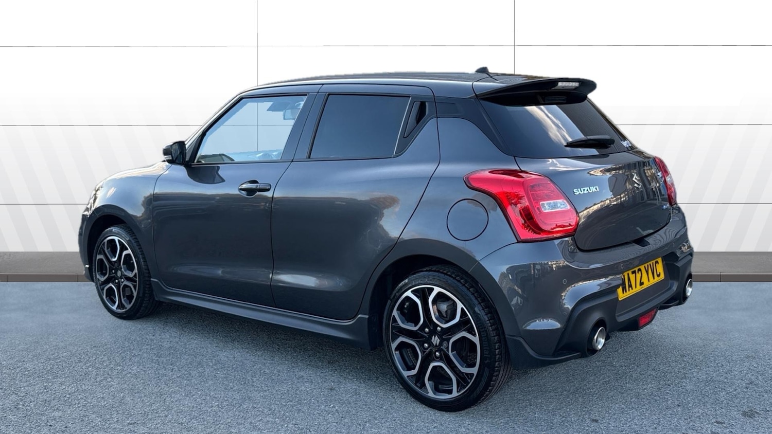 Used Suzuki Swift 2022 for sale - 76253105: Photo 2