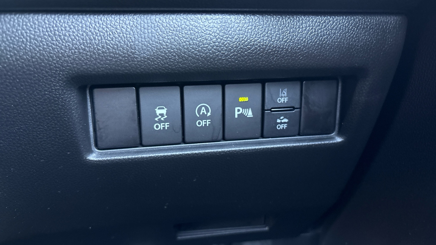 Used Suzuki Swift 2022 for sale - 76253105: Photo 33