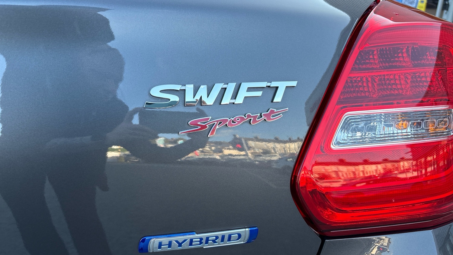 Used Suzuki Swift 2022 for sale - 76253105: Photo 41