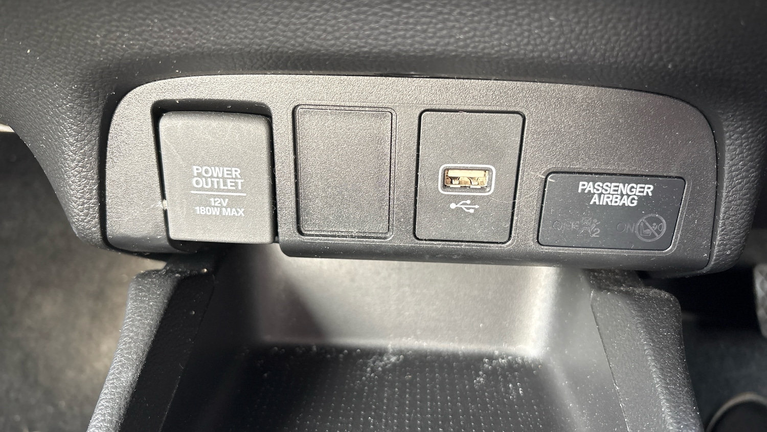 Used Honda Jazz 2022 for sale - 76401924: Photo 24