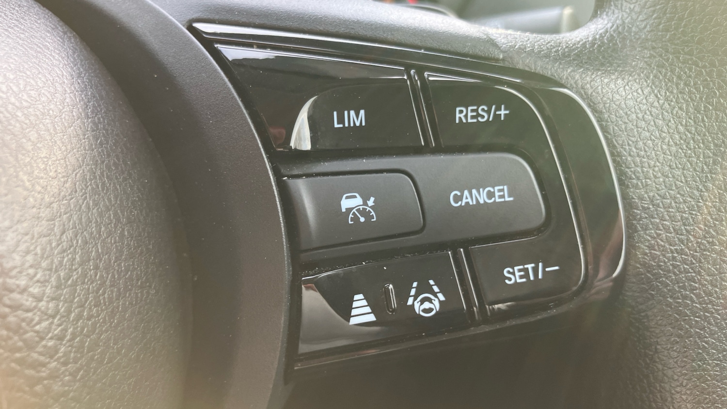 Used Honda HR-V 2023 for sale - 77854475: Photo 14