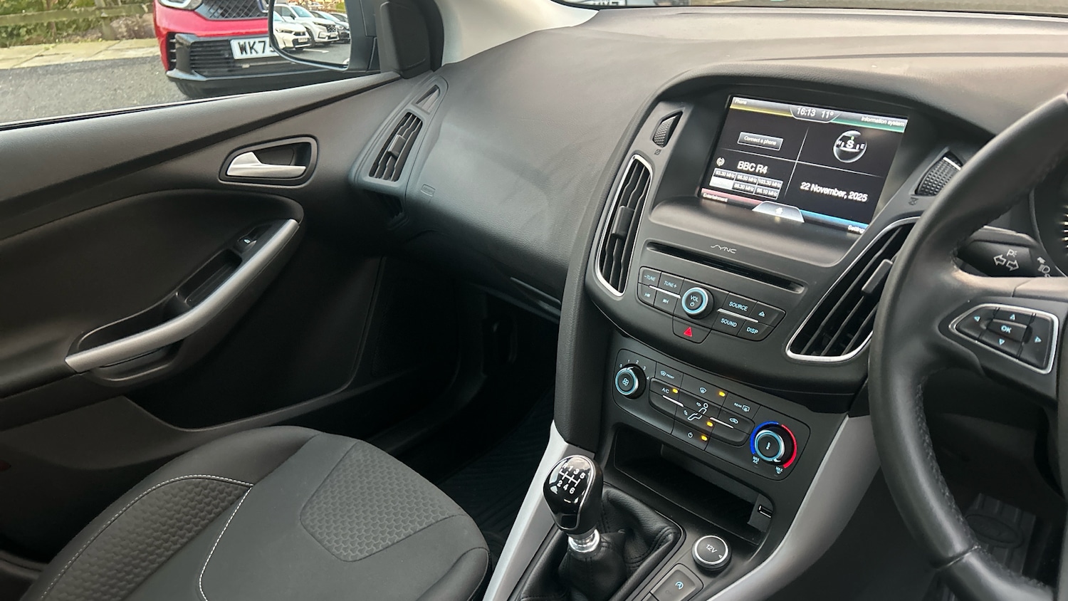 Used Ford Focus 2016 for sale - 76720398: Photo 14