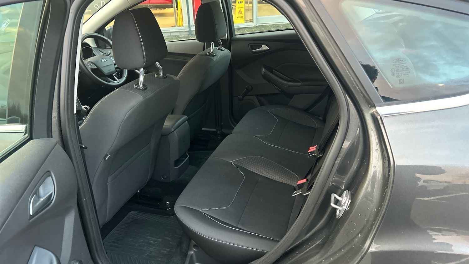 Used Ford Focus 2016 for sale - 76720398: Photo 16