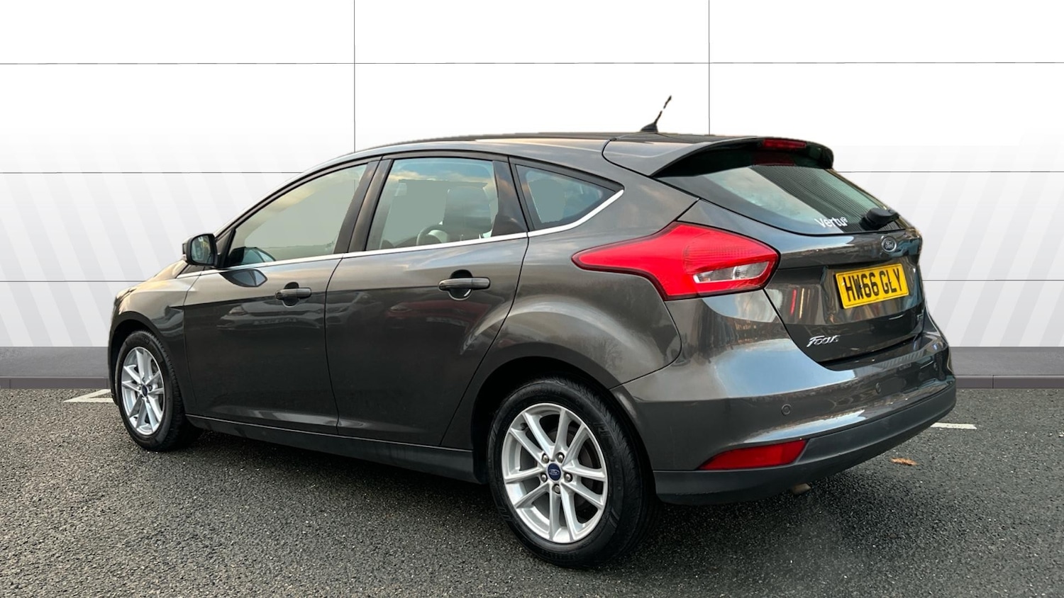 Used Ford Focus 2016 for sale - 76720398: Photo 2