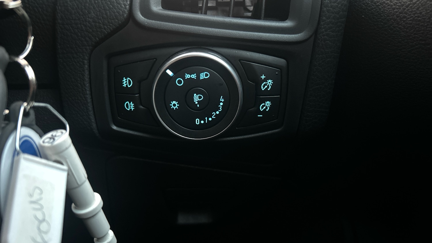 Used Ford Focus 2016 for sale - 76720398: Photo 23