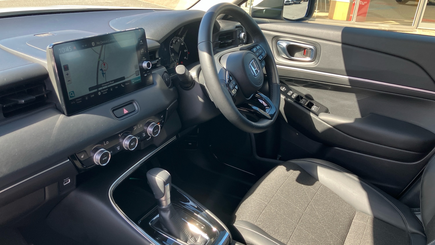 Used Honda HR-V 2022 for sale - 76477769: Photo 2