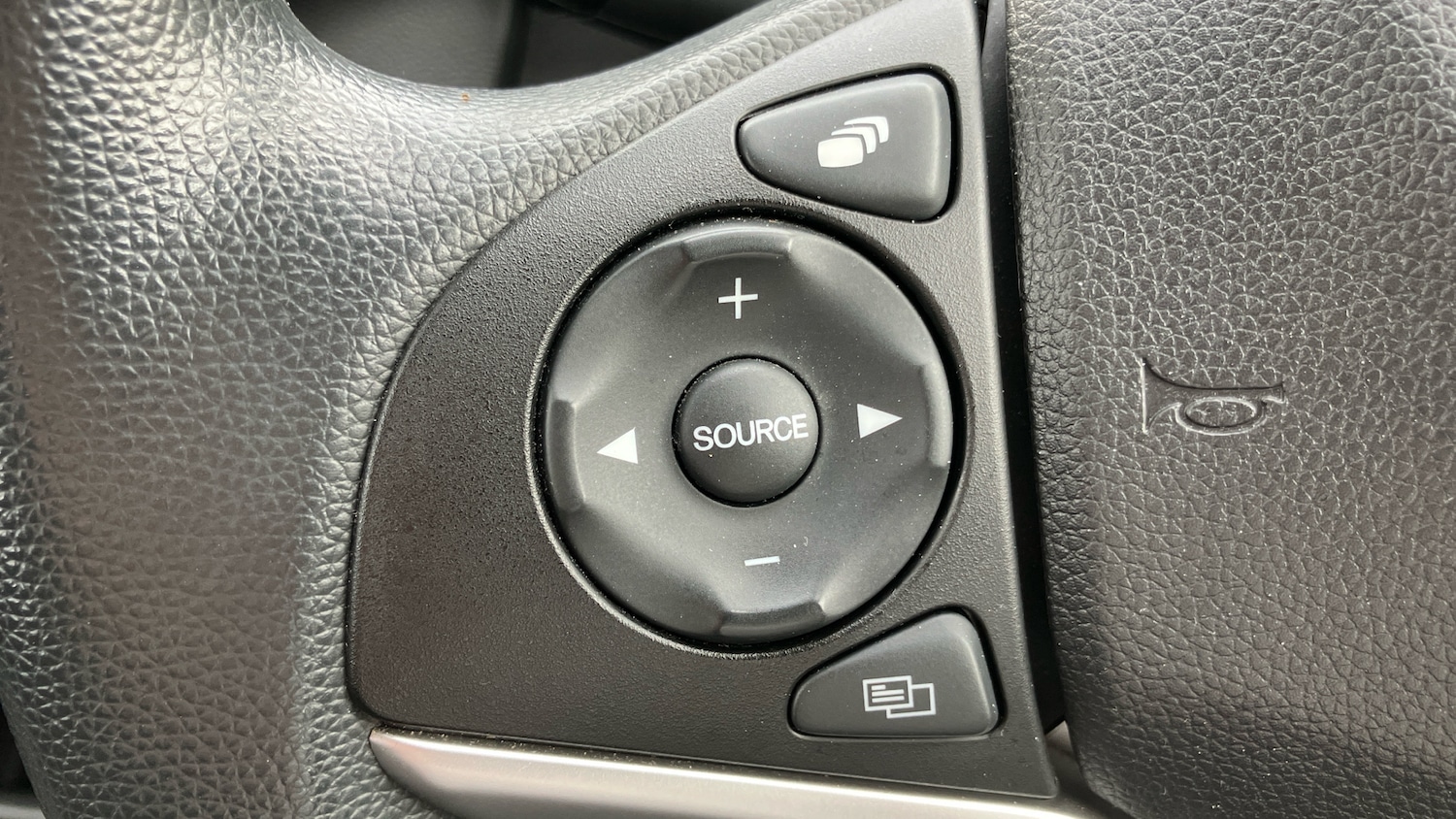 Used Honda Jazz 2017 for sale - 76567717: Photo 13