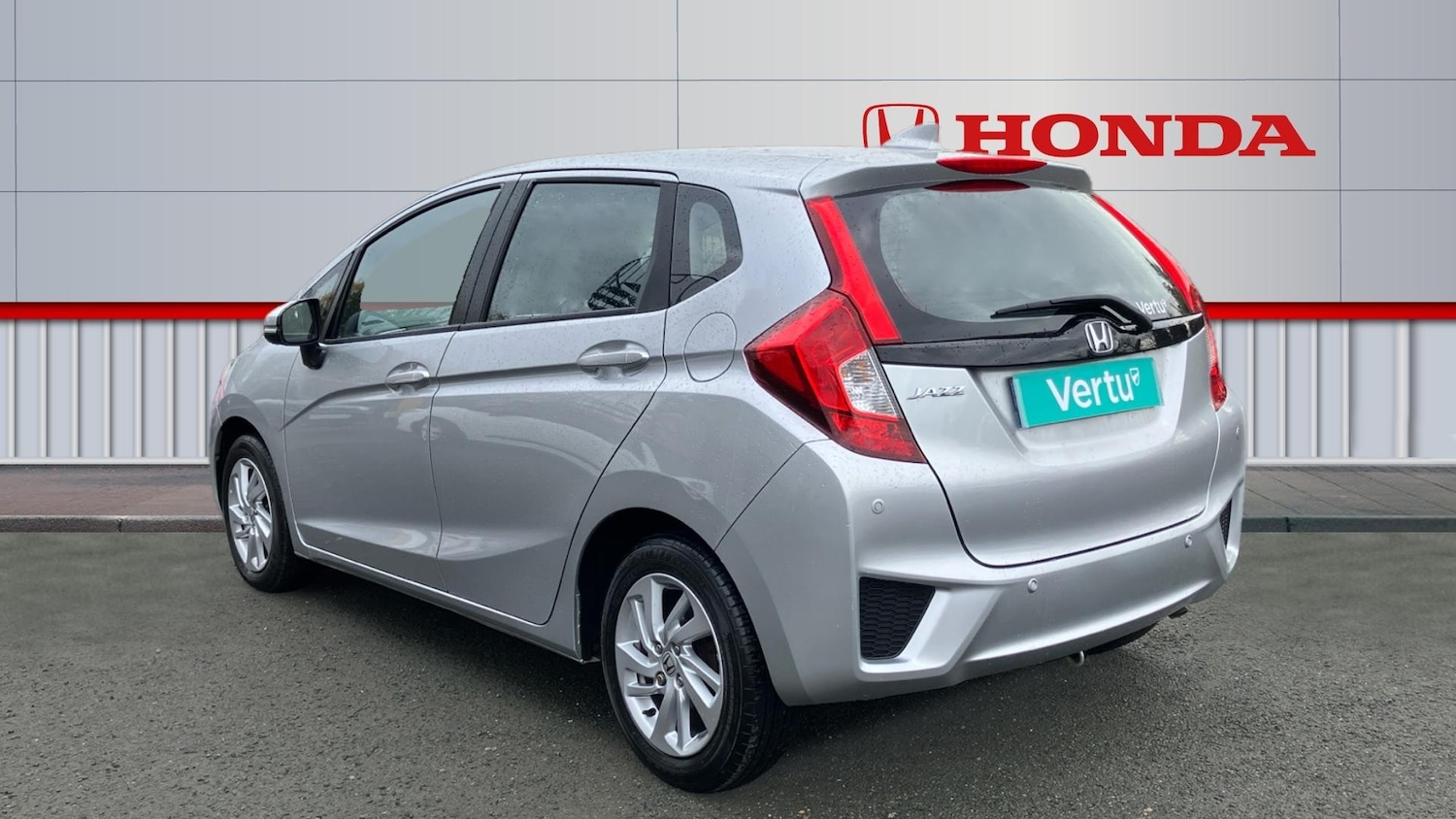 Used Honda Jazz 2017 for sale - 76567717: Photo 3