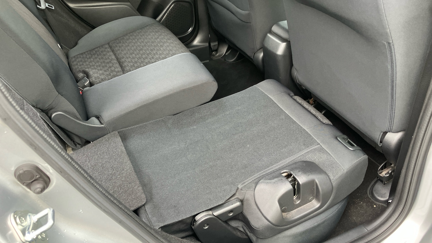 Used Honda Jazz 2017 for sale - 76567717: Photo 37