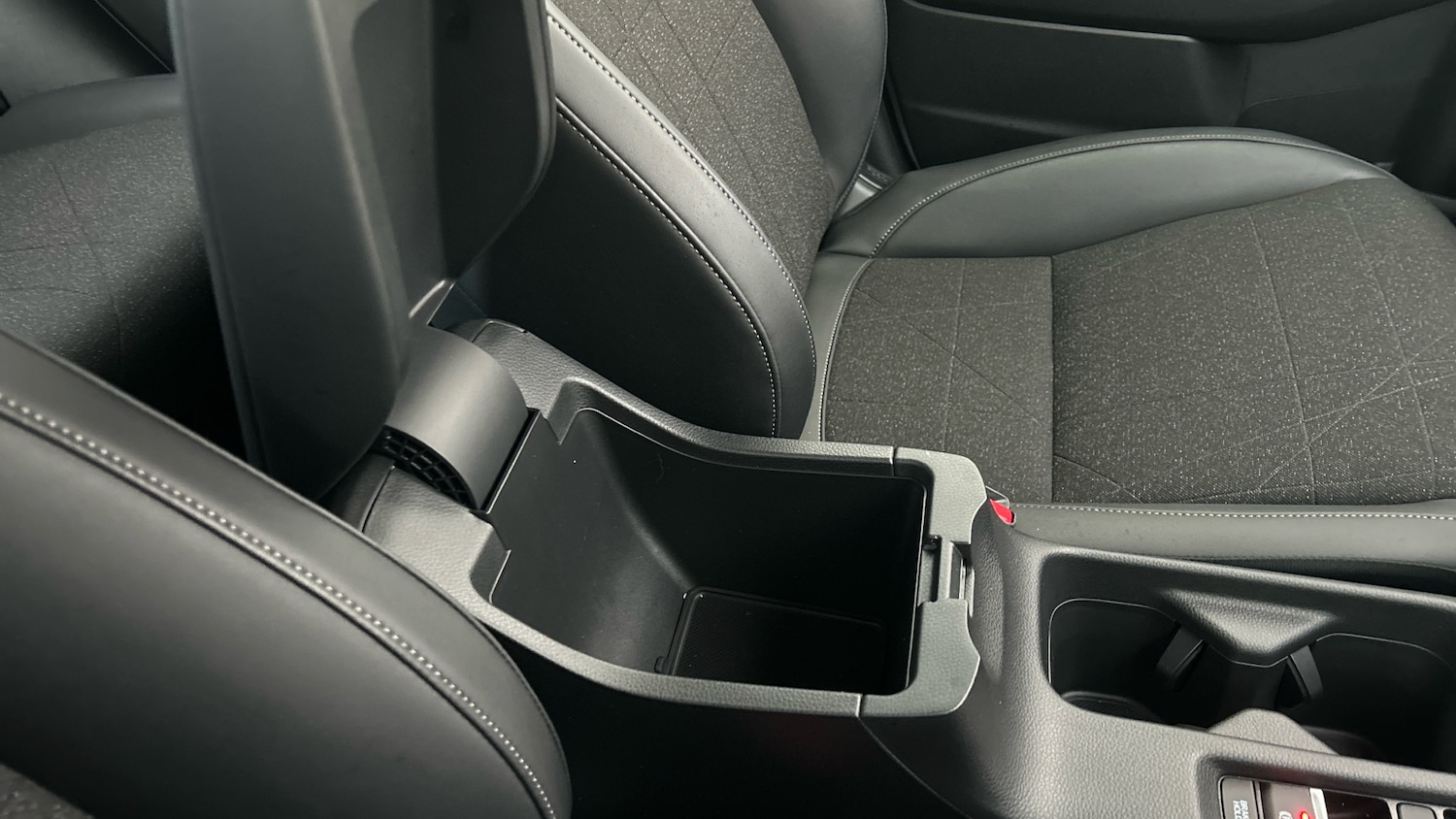 Used Honda HR-V 2023 for sale - 77271302: Photo 28