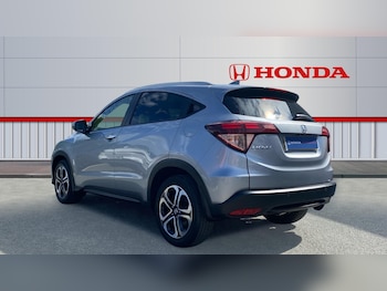 Used Honda HR-V 2017 for sale - 79571640: Photo