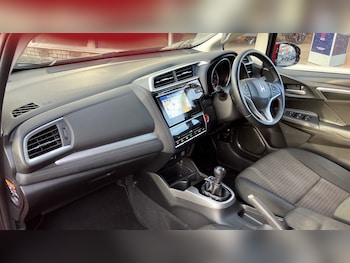 Used Honda Jazz 2020 for sale - 77080725: Photo