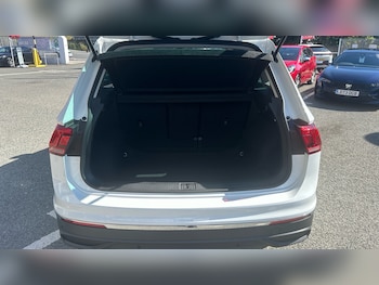 Used Volkswagen Tiguan 2023 for sale - 79041829: Photo