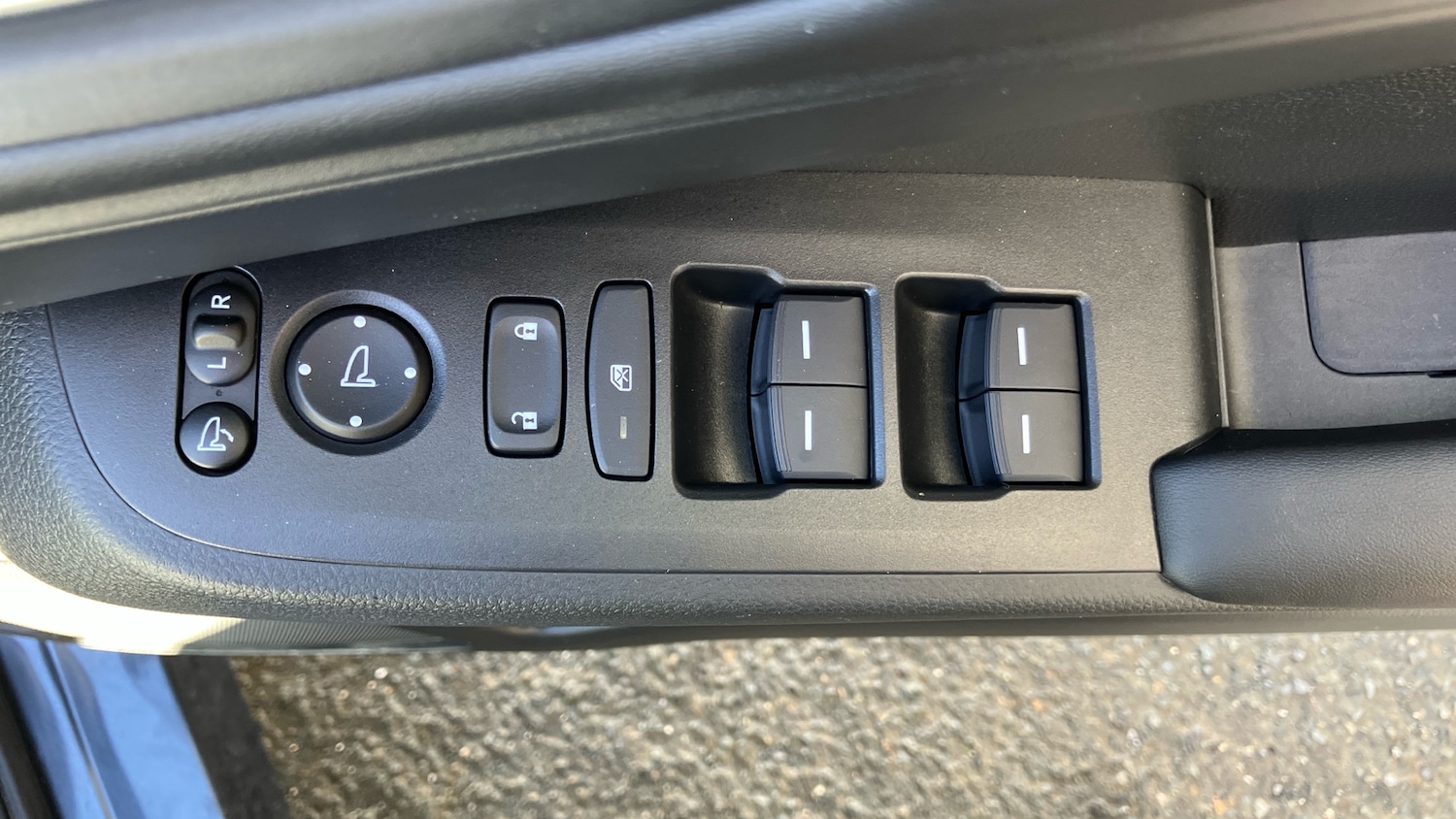 Used Honda HR-V 2023 for sale - 76957337: Photo 24