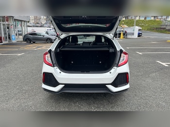 Used Honda Civic 2018 for sale - 78615779: Photo