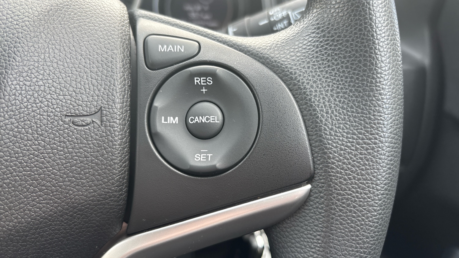 Used Honda Jazz 2019 for sale - 76532575: Photo 30