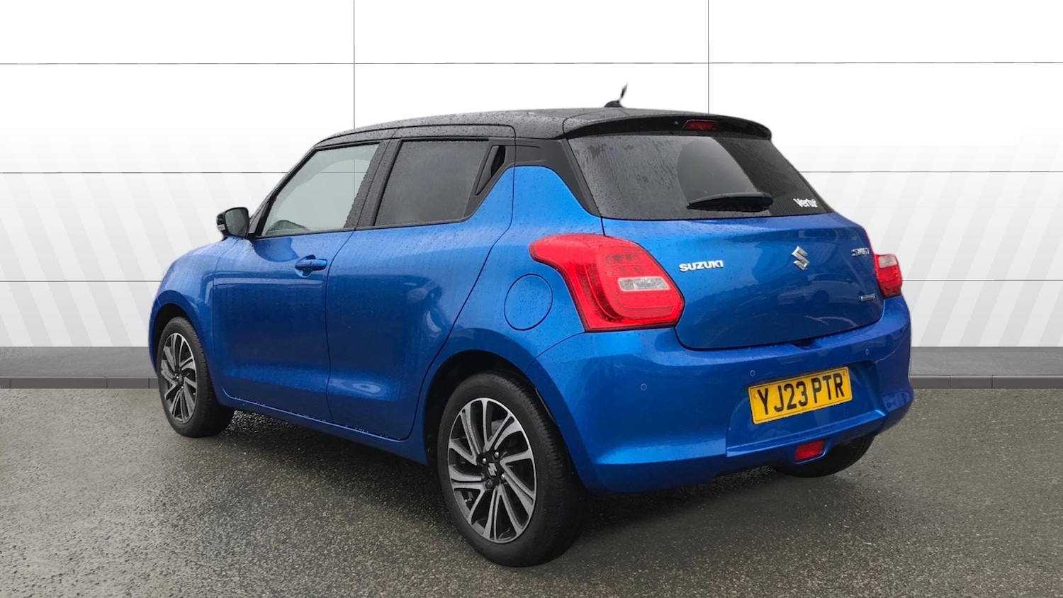 Used Suzuki Swift 2023 for sale - 77354214: Photo 2