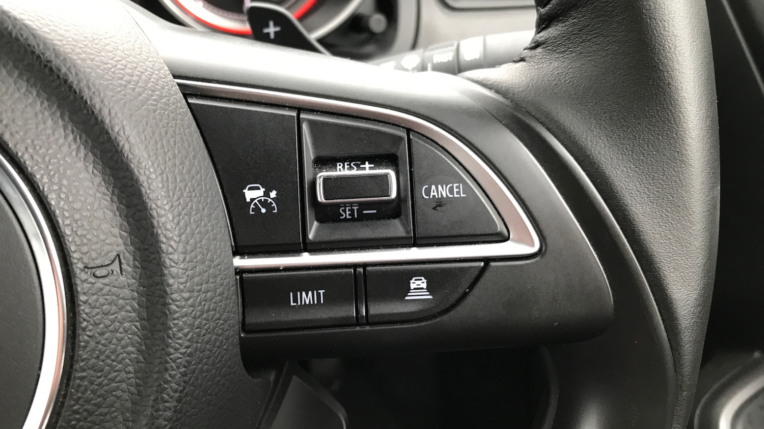 Used Suzuki Swift 2023 for sale - 77354214: Photo 30