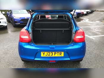 Used Suzuki Swift 2023 for sale - 77354214: Photo