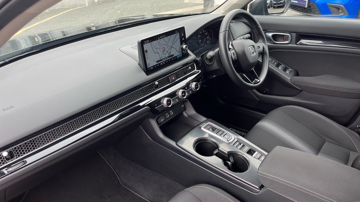 Used Honda Civic 2024 for sale - 76063658: Photo 2