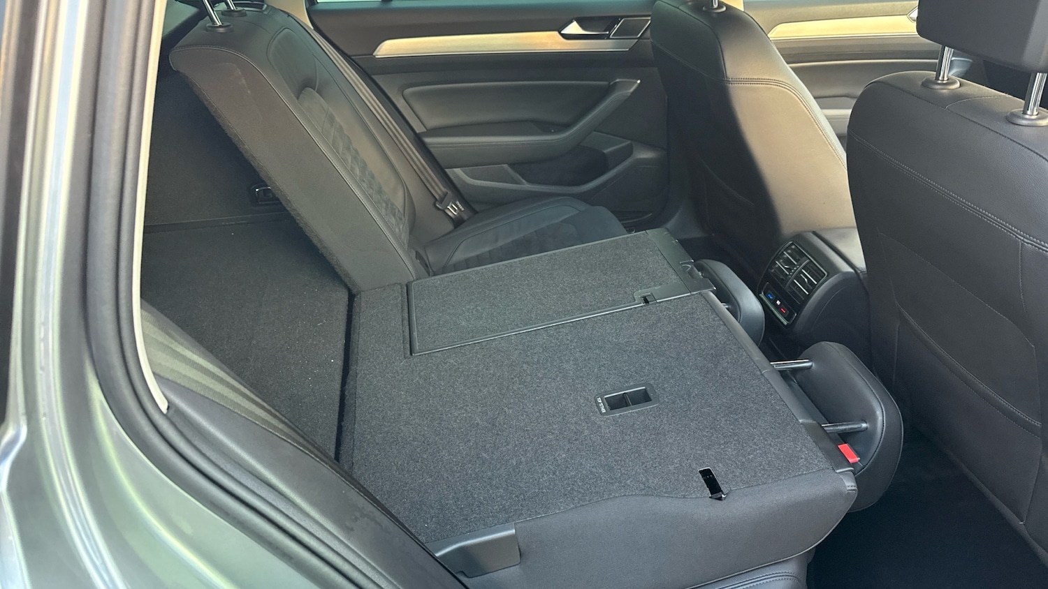 Used Volkswagen Passat 2017 for sale - 76603251: Photo 47