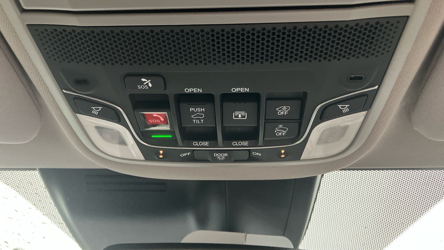 Used Honda CR-V 2020 for sale - 76354913: Photo 32